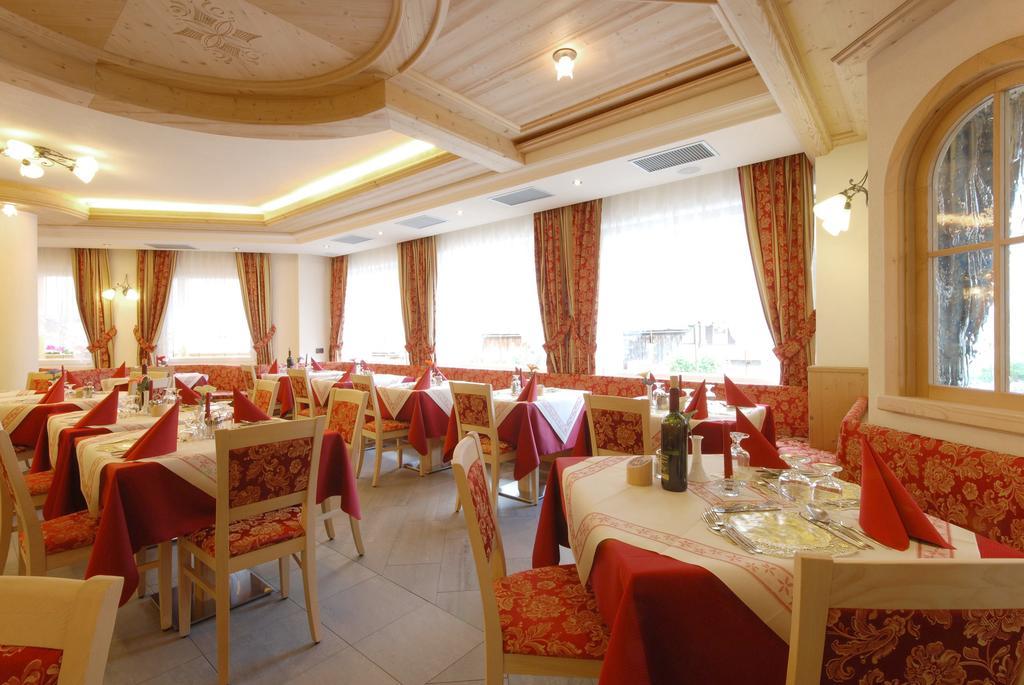 Hotel L'Ideale Moena Esterno foto